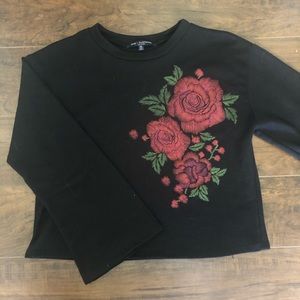 Crew neck sweatshirt with bell sleeves